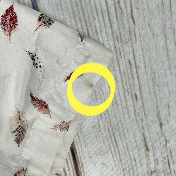 Denim Flower Button Up Shirt XL White Feather All Over Print 100% Cotton FLAW - Picture 7 of 9